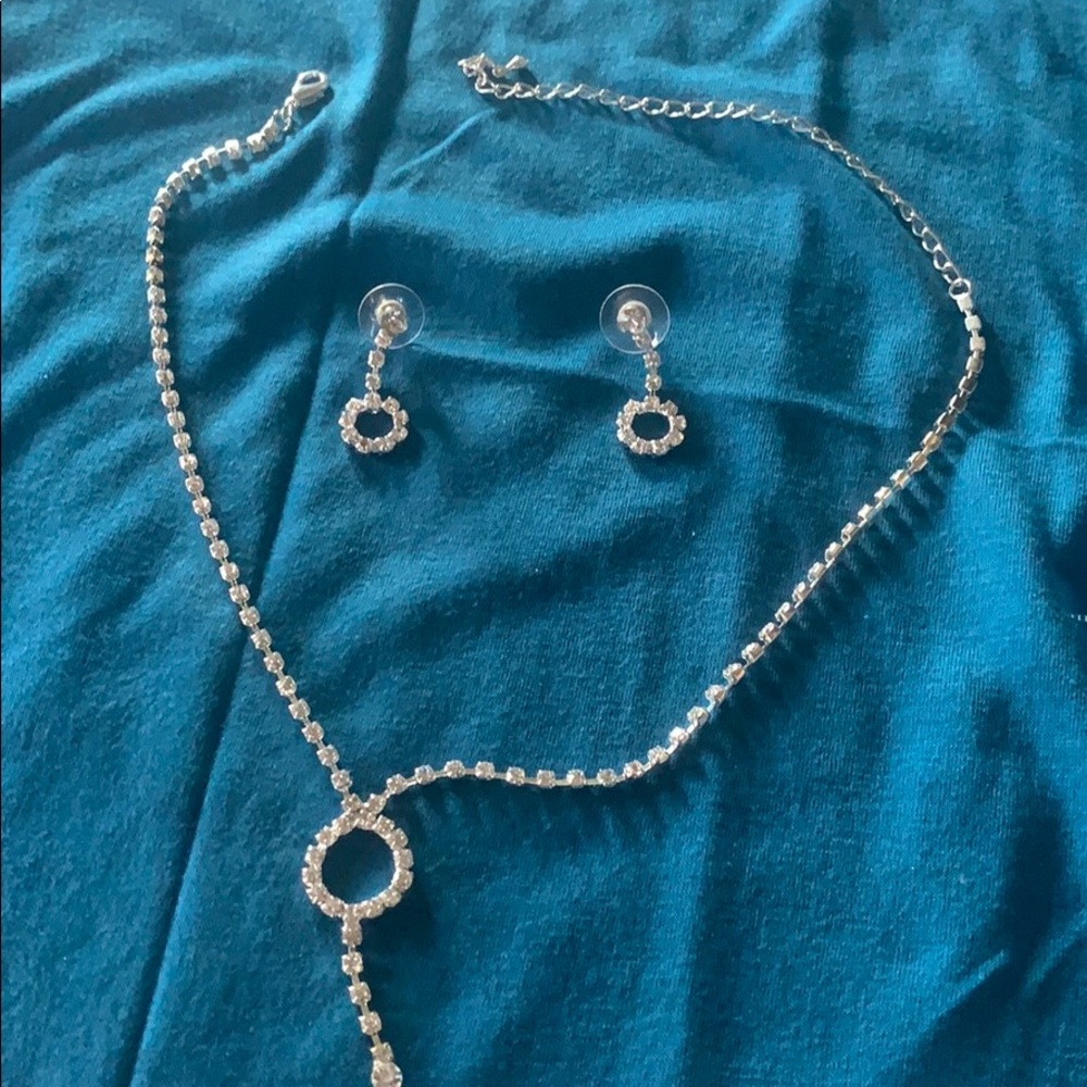 Earring n necklace